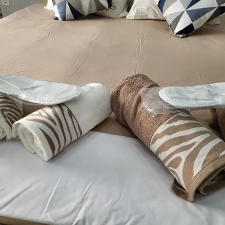Hause By 3 * Athens